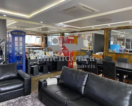 Imagem Cobertura duplex, totalmente reformada, living para 02 ambientes, piso em porcelanato, lavabo, 04 su...