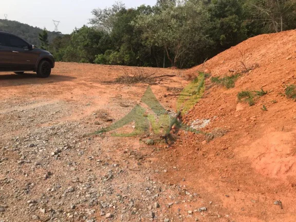 Imagem Belo Terreno à Venda em Piracaia a1km do Asfalto