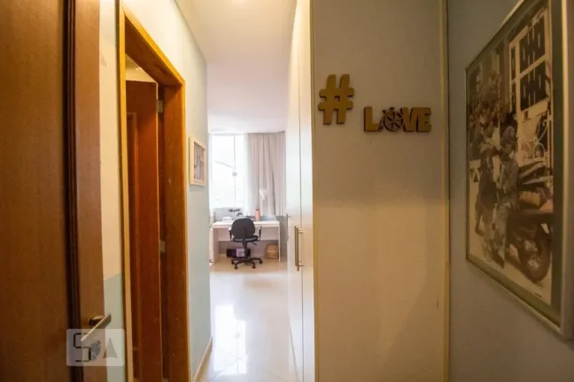 Imagem Casa à Venda - Vargem Pequena, 6 Quartos, 320 m2