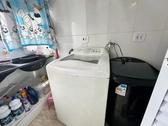 Imagem Sobrado com 2 dormitórios à venda, 180 m² por R$ 420.000,00 - Jardim Santa Inês - Suzano/SP