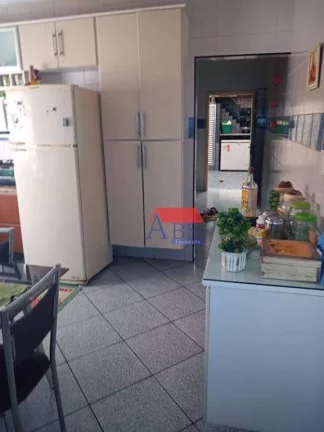 Imagem Sobrado com 3 dormitórios à venda, 141 m² por R$ 470.000,00 - Vila Ponte Nova - Cubatão/SP