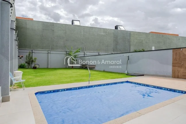 Imagem Belíssima casa térrea com 2 anos de construção no Condomínio Terras do Fontanário, Paulínia.
...
