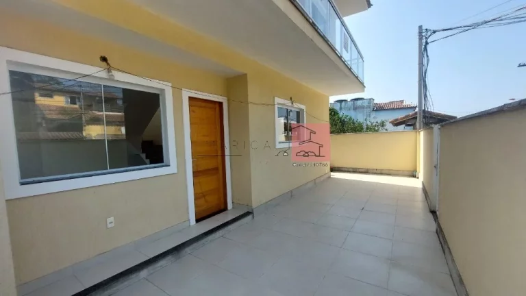 Imagem Casa Triplex à venda no Barroco, Itaipuaçu.