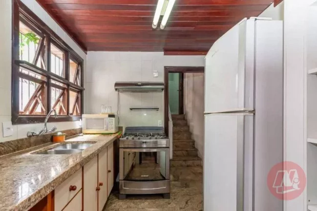 Imagem Casa à venda, 253 m² por R$ 1.600.000,00 - Rio Branco - Porto Alegre/RS