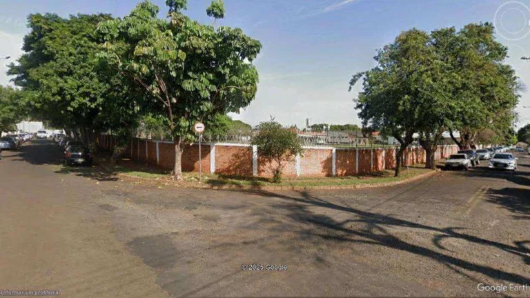 Imagem Ponto Comercial à venda em Jaboticabal, Jardim São Marcos I, 207,00m2
