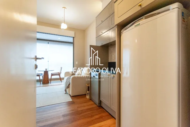 Imagem Condomínio Praça Da Vila - Quer morar ou investir a poucos passos da Praça Pereira Coutinho e Parque do Ibirapuera? Apartamento studio premium espetacular, à venda, na Vila Nova Conceição.