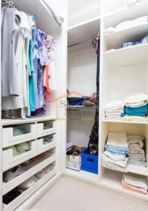 Imagem Apartamento com 150m², um apartamento por andar. Dispõe de 4 dormitórios, sendo 3 suítes com arm...