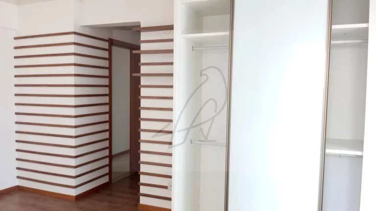 Imagem Vendo Excelente 4 Quartos, 187m2, Barra avenida, Salvador, Barra