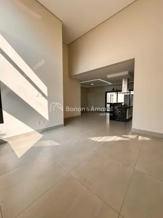 Imagem Casa térrea à venda no Condomínio Royal Garden, Parque Brasil 500, Paulínia.