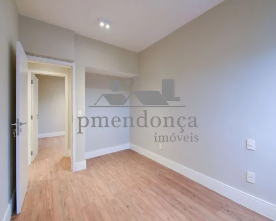 Imagem Apartamento com 3 quartos,1 suite, 2 vagas, 140 m²