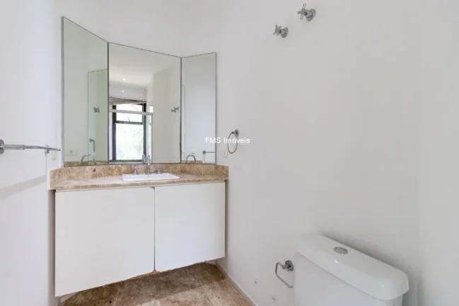 Imagem Apartamento com 3 suítes no Itaim Bibi