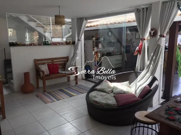 Imagem Casa com 4 dormitórios à venda, 307 m² por R$ 1.800.000,00 - Tijuca - Teresópolis/RJ