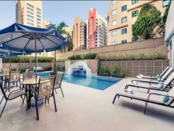 Imagem Flat para aluguel possui 33 metros quadrados com 1 quarto em Vila Olímpia