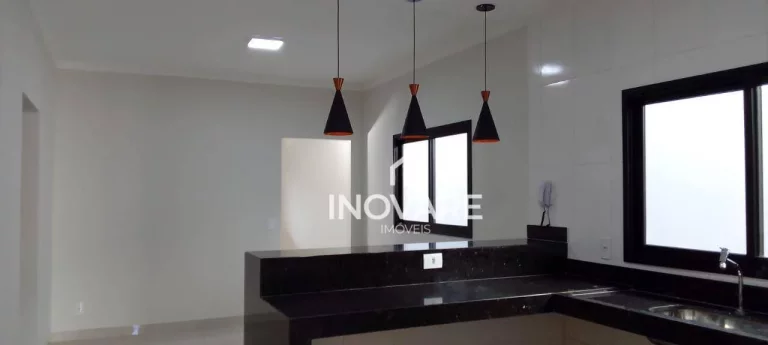 Imagem Casa com 3 dormitórios à venda, 230 m² por R$ 750.000,00 - Residencial Jardim Primavera - Itumbiara/GO