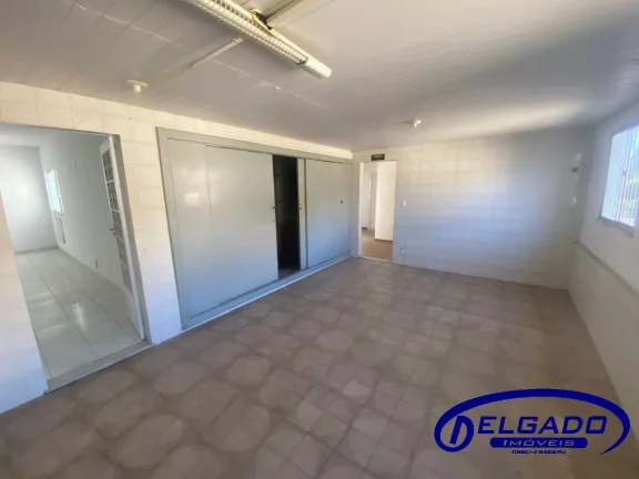Imagem DELGADO aluga CASA PARA FINS COMERCIAIS no CENTRO de Itaboraí-RJ., 5 quartos, 2 salas, 4 banheiros, 4 vagas de garagem, 280m².