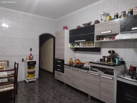 Imagem Sobrado para Venda em Santo André, Vila Tibiriçá, 3 dormitórios, 1 suíte, 3 banheiros, 6 vagas