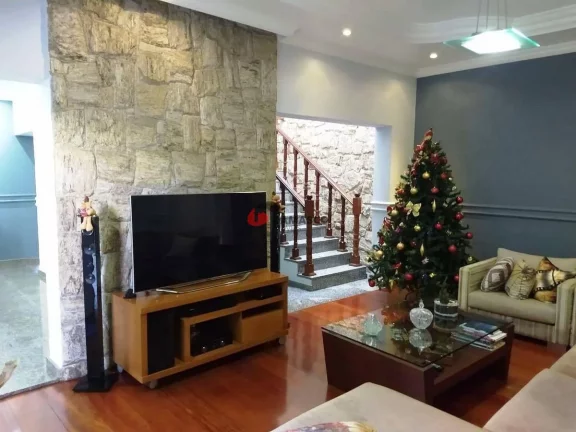 Imagem Sobrado à venda 3 Quartos, 3 Suites, 3 Vagas, 258M², Santa Maria, São Caetano do Sul - SP