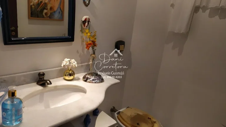 Imagem Casa venda ou locação condomínio Granville, Guarujá-SP: 5 quartos, 2 suítes, 2 salas, 5 banheiros, 4 vagas e 588m². Venda ou locação!