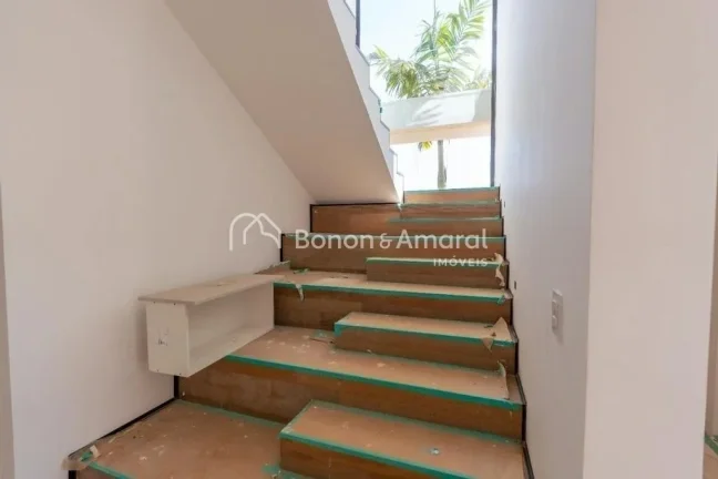 Imagem Casa à venda no Condomínio Pedra Alta, um imóvel de alto padrão que combina elegância, conforto...