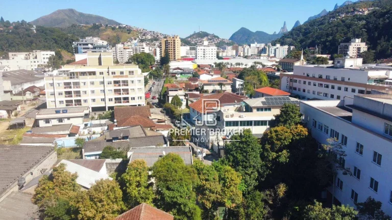Imagem Terreno à venda, 2292 m² por R$ 3.899.900,00 - Vale do Paraíso - Teresópolis/RJ