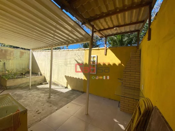 Imagem Casa com 3 dormitórios à venda, 100 m² por R$ 320.000,00 - Arpoador - Armação dos Búzios/RJ