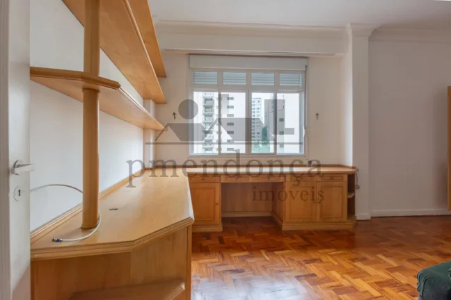 Imagem Apartamento em prédio charmoso na Rua Baronesa de Itu, 3 quartos (1 suíte) e 1 vaga.
