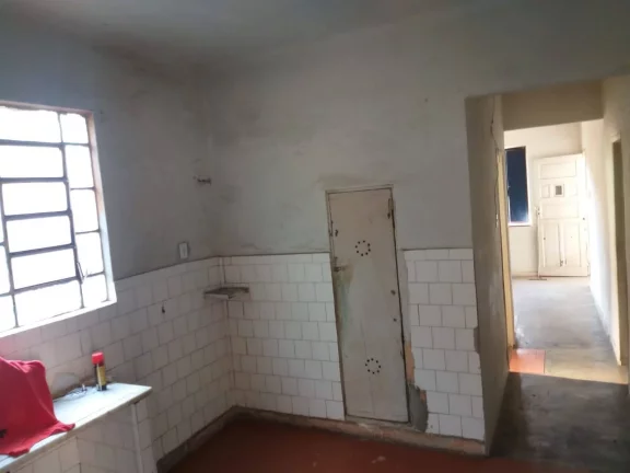 Imagem SANTÍSSIMO - 2 CASAS C0M 467M² EXCELENTE TERRENO - RJ -