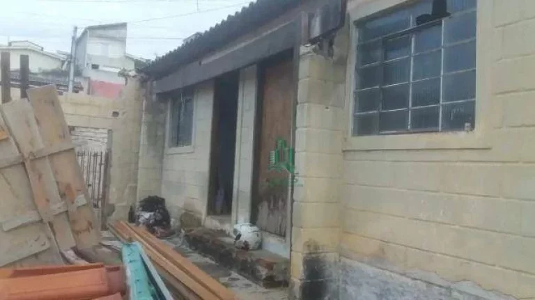 Imagem Terreno à venda, 298 m² por R$ 180.000,00 - Jardim Imperial - Atibaia/SP