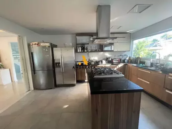Imagem Rua Senador Júlio Leite - Reserva Itanhangá - Casa moderníssima com amplos cômodos, iluminação natural e linda vista para as montanhas da região.
