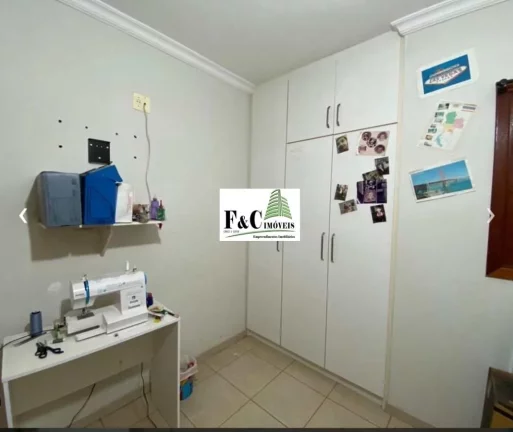 Imagem Casa para Venda em Piracicaba, Jardim Elite, 3 dormitórios, 1 suíte, 1 banheiro, 2 vagas