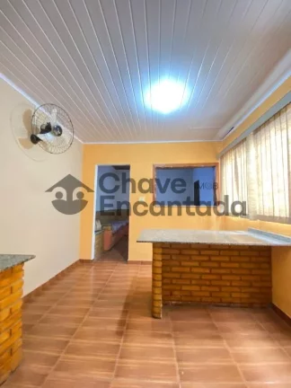 Excelente oportunidade de investimento duas casas em um unico terreno