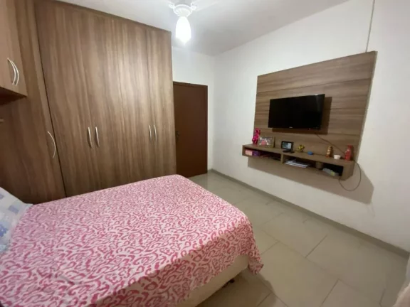 Imagem Sobrado à venda, 232 m² por R$ 530.000,00 - Calmon Viana - Poá/SP