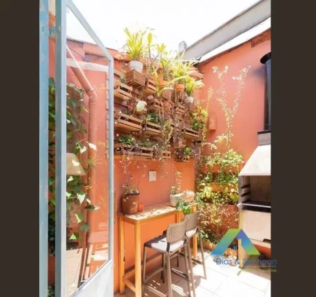 Imagem ITAIM BIBI Lindo sobrado 90 metros, 2 dormitórios, espaço gourmet 1 vaga em Vila portão fechado ótimo valor e localização.