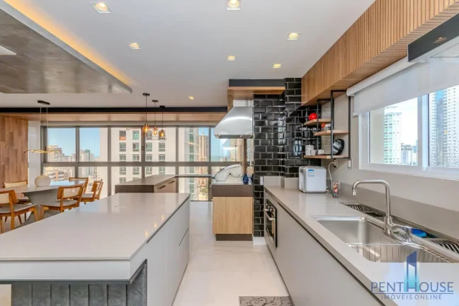 Imagem Apartamento Zona Central para Venda em Balneário Camboriú, CENTRO, 3 dormitórios, 3 suítes, 5 banheiros, 2 vagas