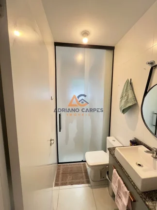 Imagem Apartamento com 02 dormitórios, 01 banheiro e 01 vaga de garagem, localizado na Meia Praia em Navegantes - Adriano Carpes Imóveis vende