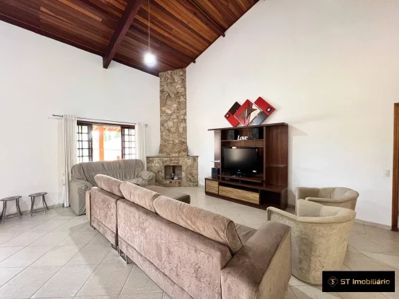 Imagem Chácara à venda em Condomínio - Piracaia/SP Fácil Acesso, por R$1.080.000!