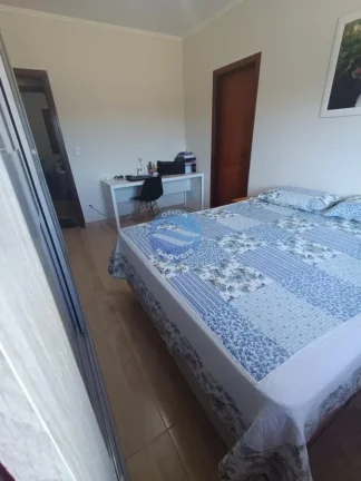 Imagem Casa a venda em Amparo no Jardim Adélia