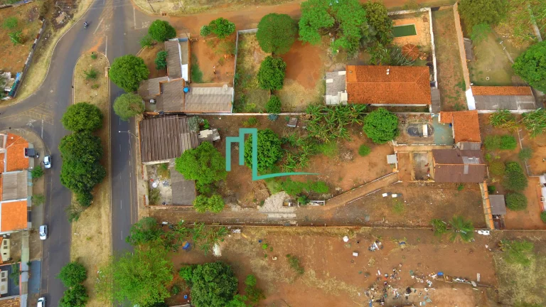 Imagem ÁREA DISPONIVEL PARA VENDA COM 2.850 METROS NA AVENIDA PROFESSOR CLAUDIO JUNQUEIRA