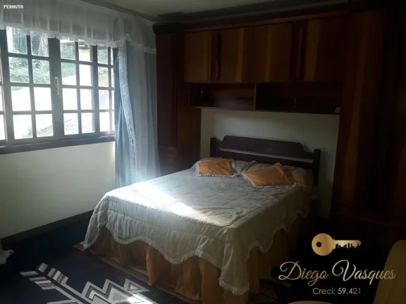 Imagem Casa para Venda em Teresópolis / RJ no bairro Parque do Imbui