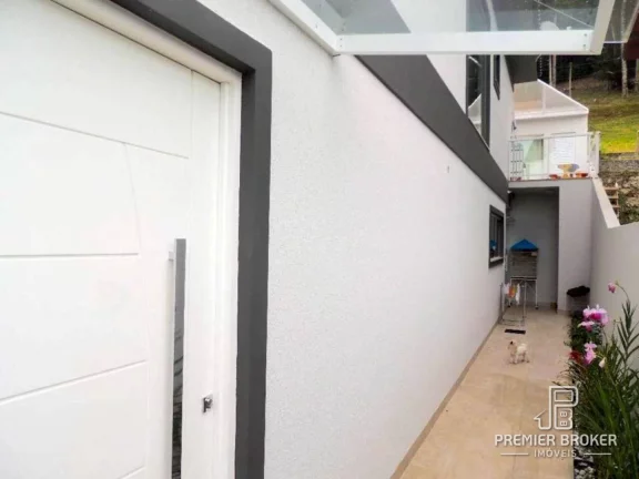 Imagem Casa à venda, 328 m² por R$ 2.000.000,00 - Vargem Grande - Teresópolis/RJ