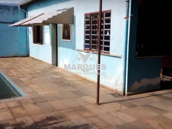 Imagem Casa com piscina e preço incrível no Jardim São Sebastião!