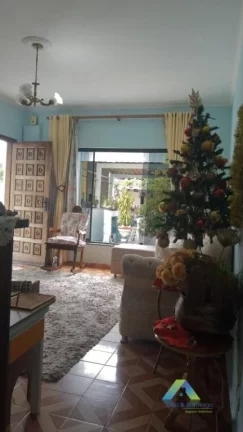 Imagem SANTO ANDRÉ Sobrado 200M², 3 dormitórios, 4 vagas com ótima localização e valor !!!