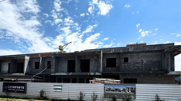 Imagem Duplex à venda em Torres, Igra Sul, com 2 quartos, 101,24m²