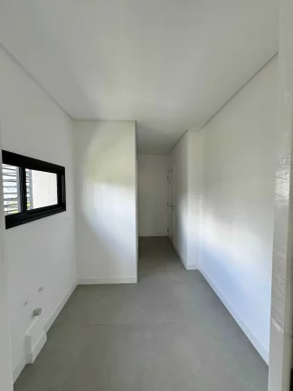 Imagem Apartamento com 4 suítes e 3 vagas de garagem em na Alameda Rio Branco Blumenau