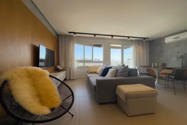 Imagem Apartamento à venda em Porto Alegre, Petrópolis, com 2 quartos, 75,02m²