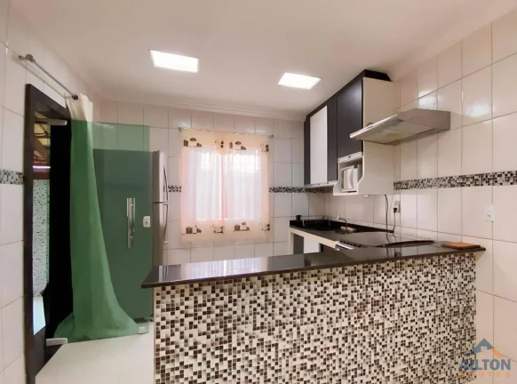 Imagem Casa Duplex com 04 Quartos à Venda de Frente p/ Mar na Praia de Piúma/ES