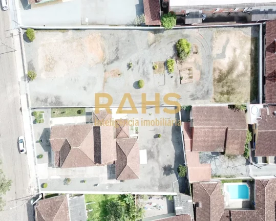 Imagem Amplo Terreno Comercial para Venda no Bairro Anita Garibaldi com 704,00 m² total Terreno excelente ...