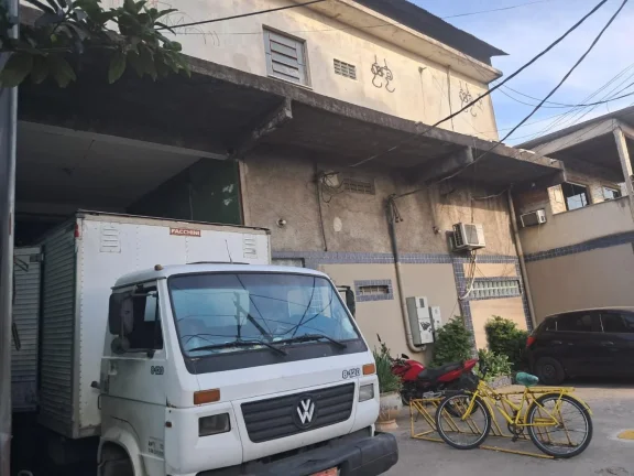 Imagem Galpão para Venda em Rio de Janeiro, Inhoaiba, 5 banheiros, 3 vagas