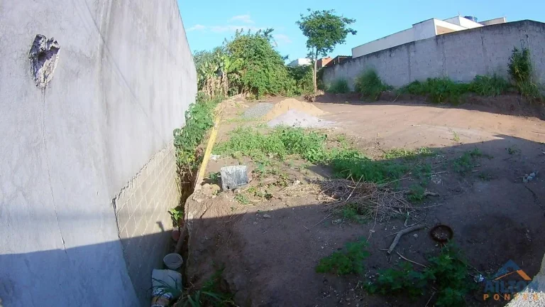 Imagem Lote com 180m2 à Venda em Bairro Praia de Santa Mônica - Guarapari/ES