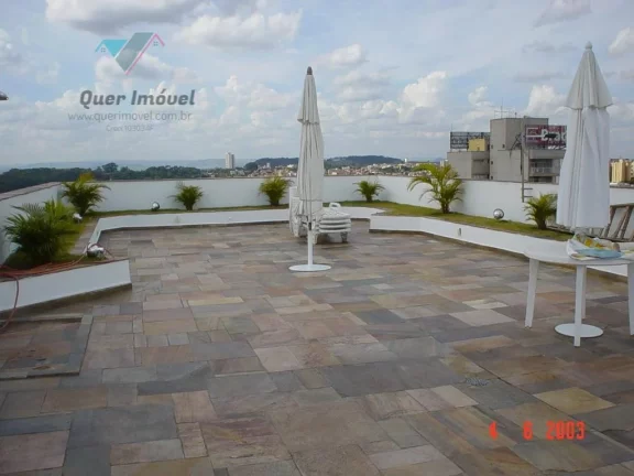 Imagem Cobertura à venda no Centro de Ribeirão Preto-SP - 3 quartos, 1 suíte, 3 salas, 3 banheiros, 2 vagas de garagem, 230m² - Quer Imóvel Negócios Imobiliários